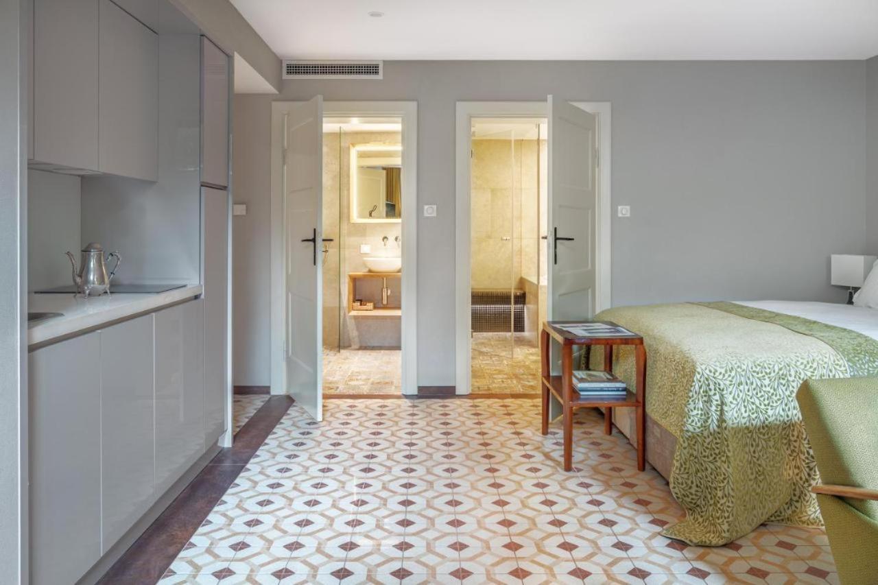 Deco By Downtown Apartment